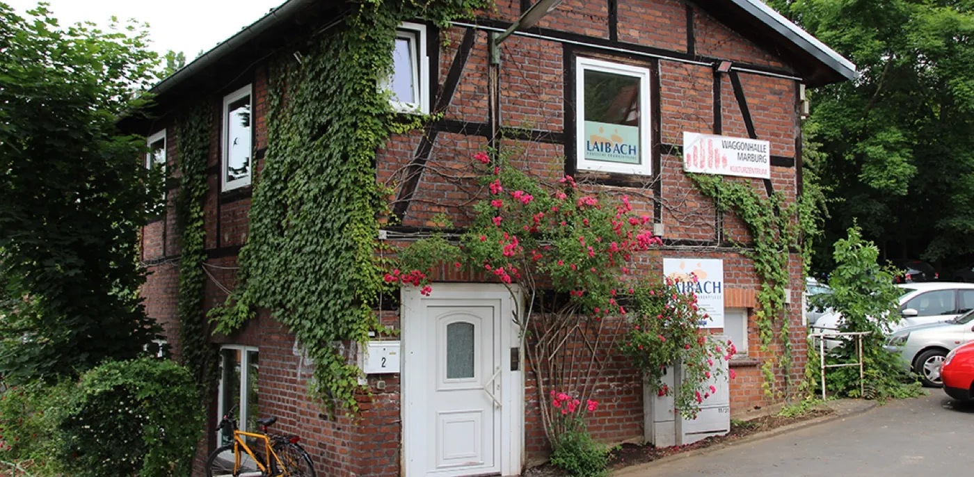Das Bürogebäude von Merje Mobile Pflege in der Rudolf-Bultmann-Straße in Marburg